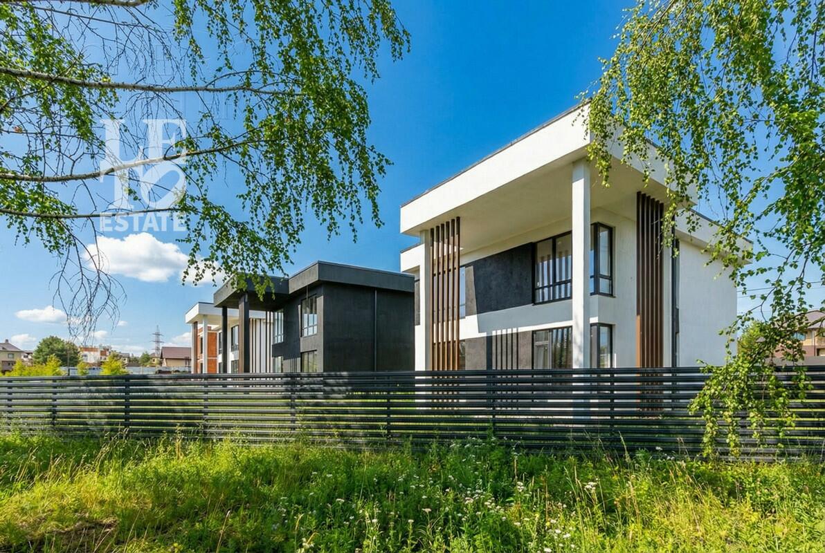 2-этажный коттедж 261 м² без отделки