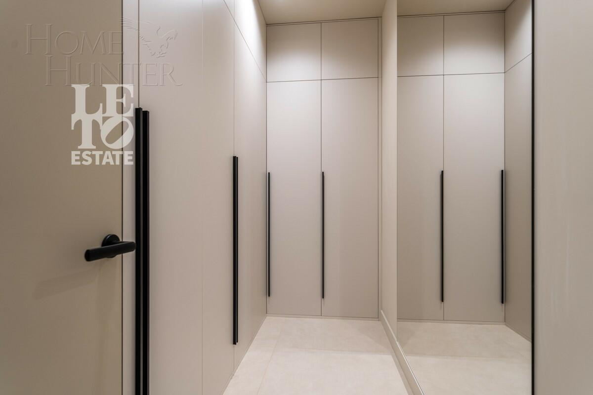 2-этажный коттедж 455 м² с отделкой