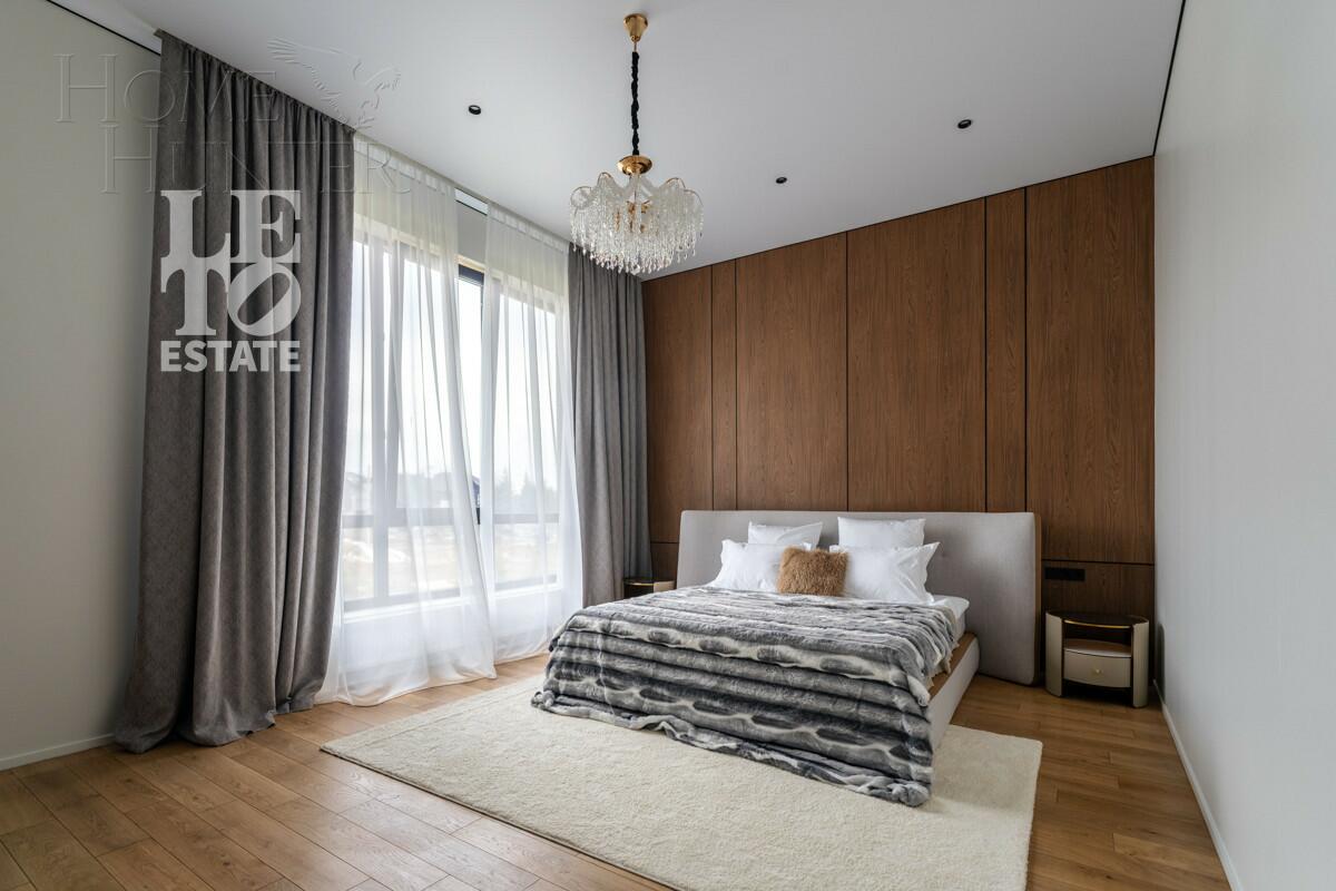 2-этажный коттедж 261 м² с отделкой