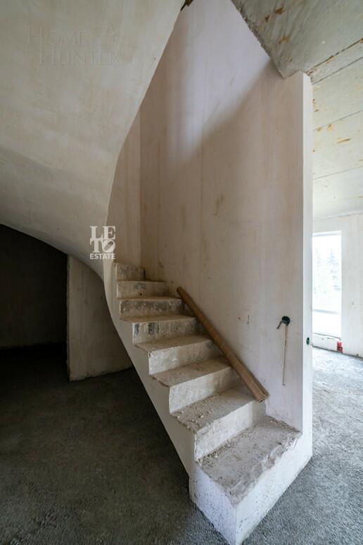 2-этажный коттедж 261 м² без отделки