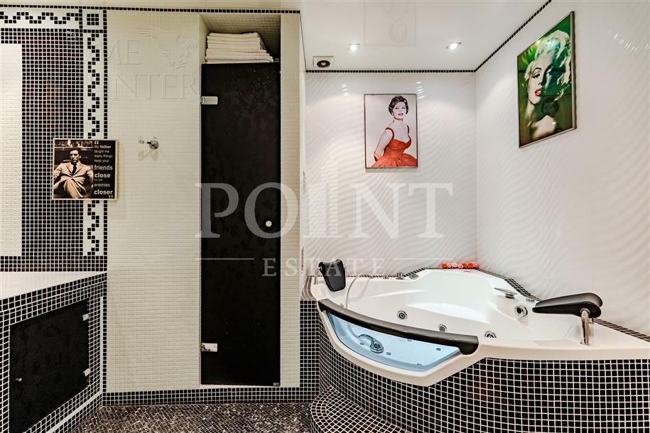 4-КОМН. КВАРТИРА С ОТДЕЛКОЙ 200 М² НА 9 ЭТАЖЕ