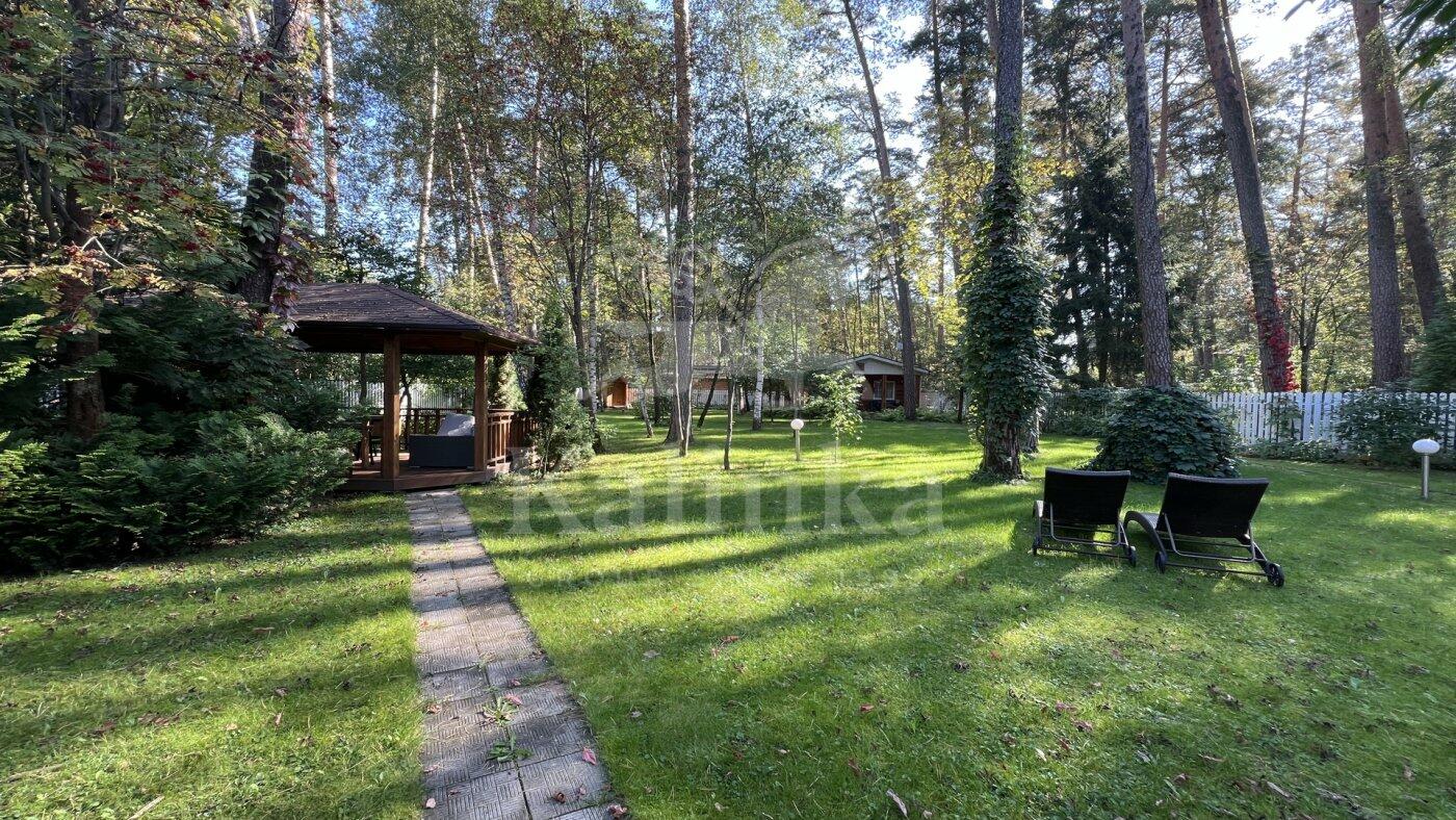2-этажный коттедж 550 м² с отделкой