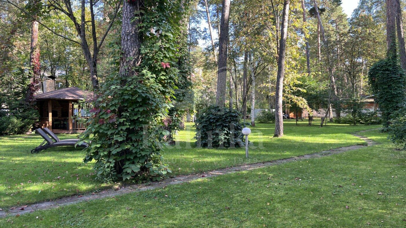 2-этажный коттедж 550 м² с отделкой
