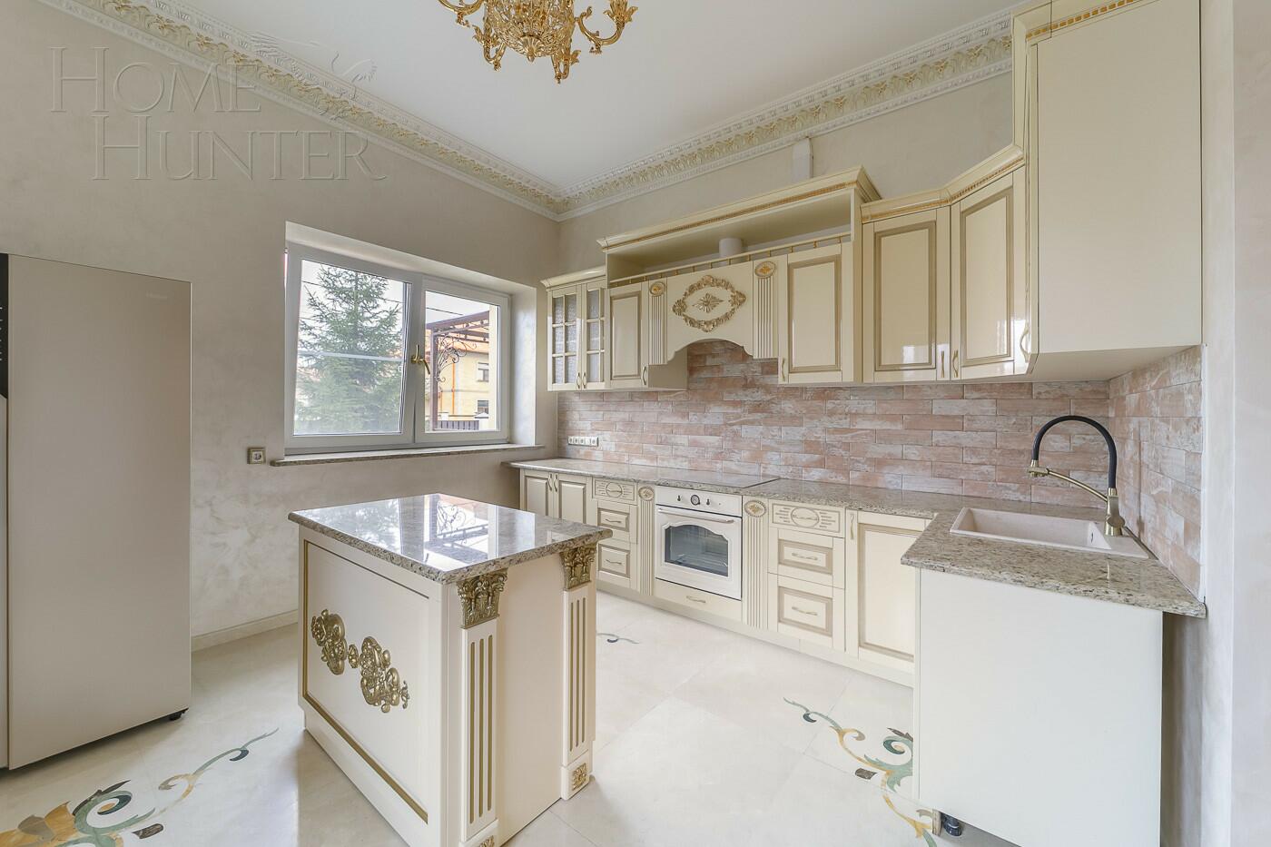 2-этажный коттедж 430 м² с отделкой