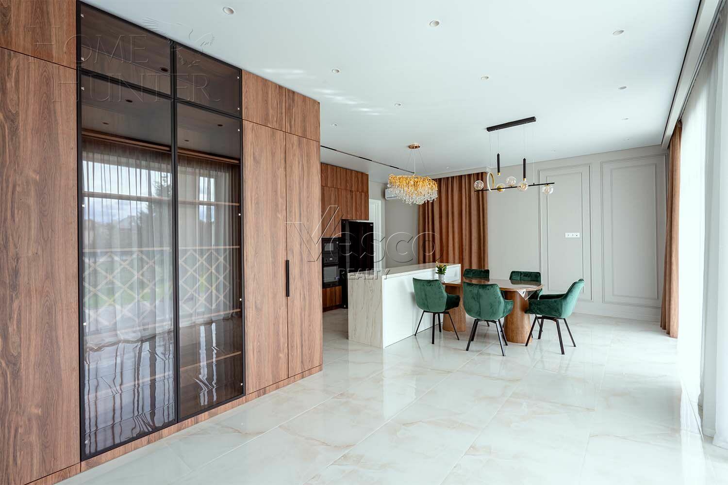 2-этажный коттедж 440 м² с отделкой