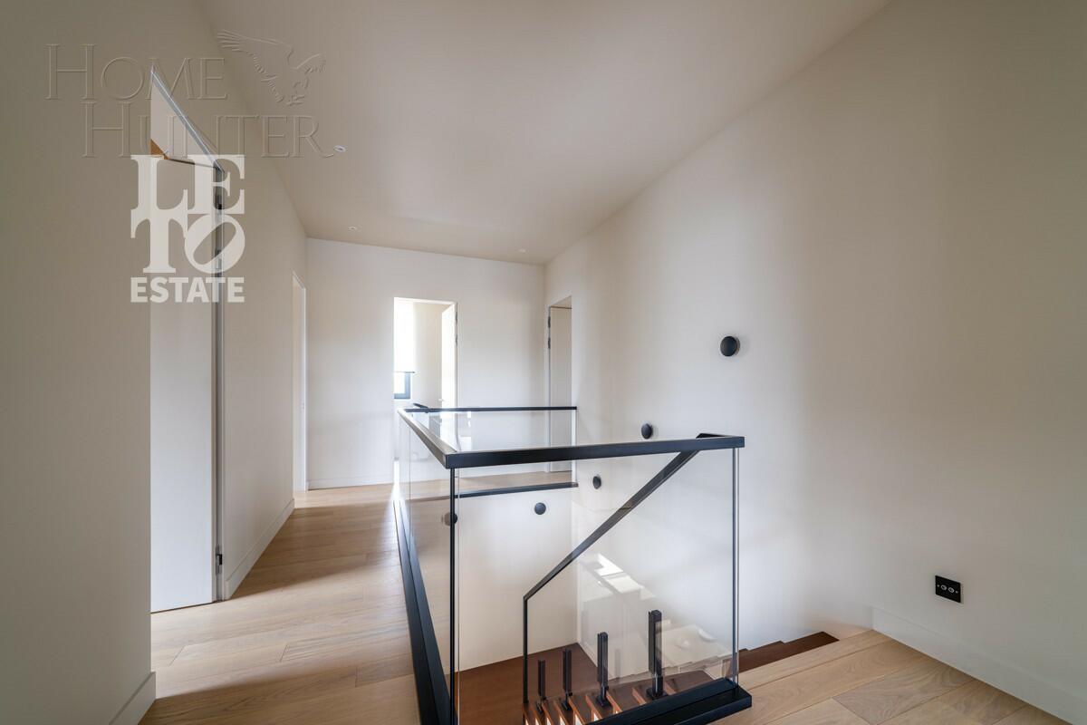 2-этажный коттедж 455 м² с отделкой