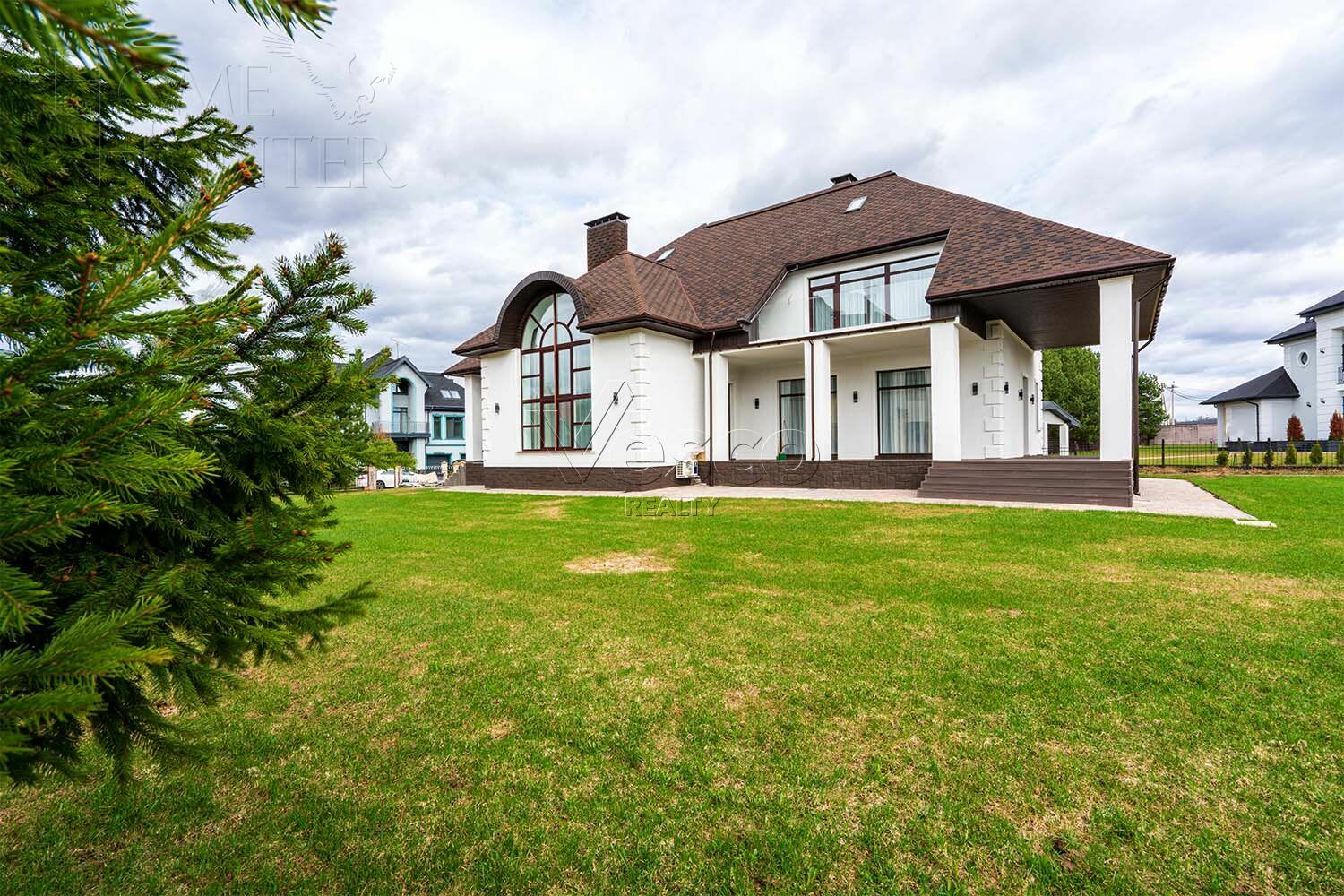 2-этажный коттедж 440 м² с отделкой