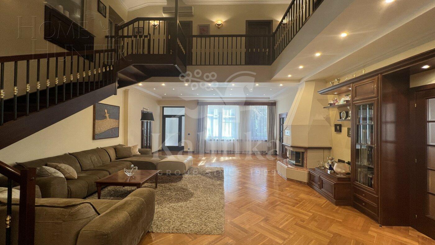 2-этажный коттедж 550 м² с отделкой