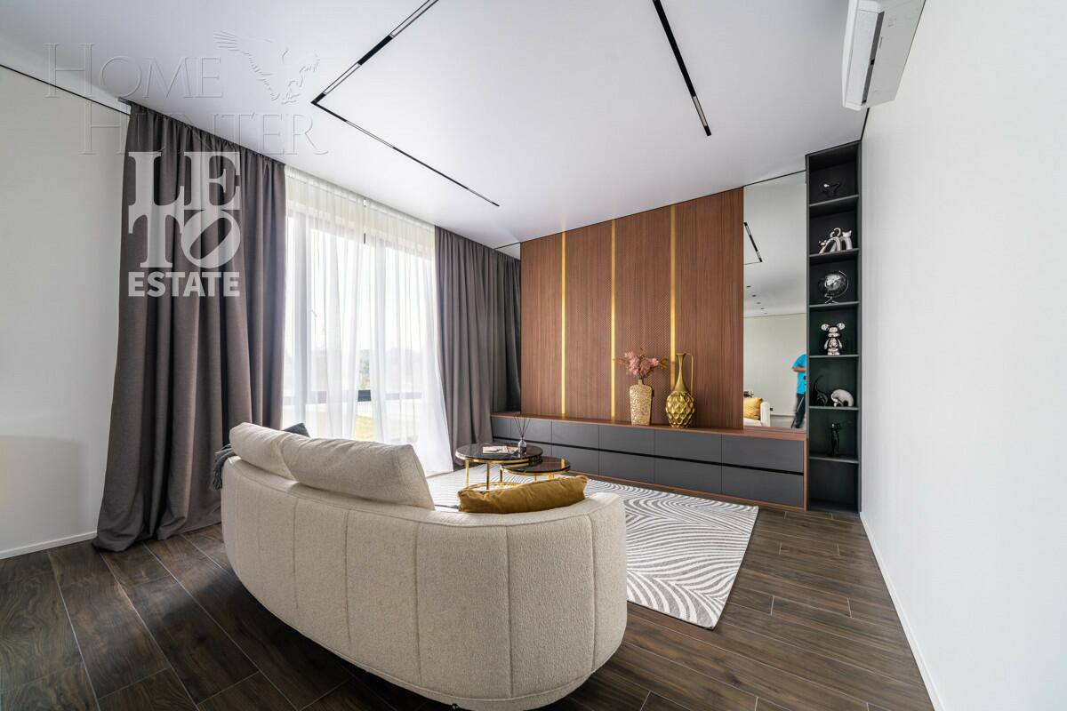 2-этажный коттедж 261 м² с отделкой