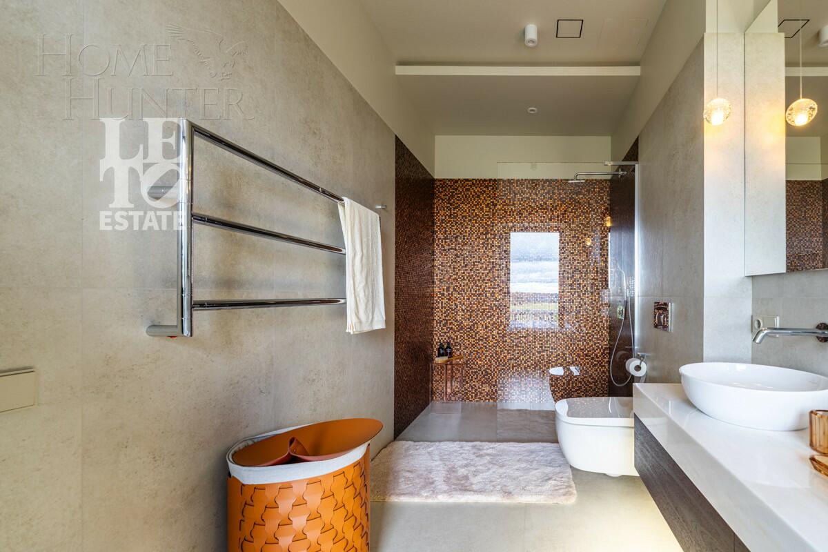 2-этажный коттедж 455 м² с отделкой