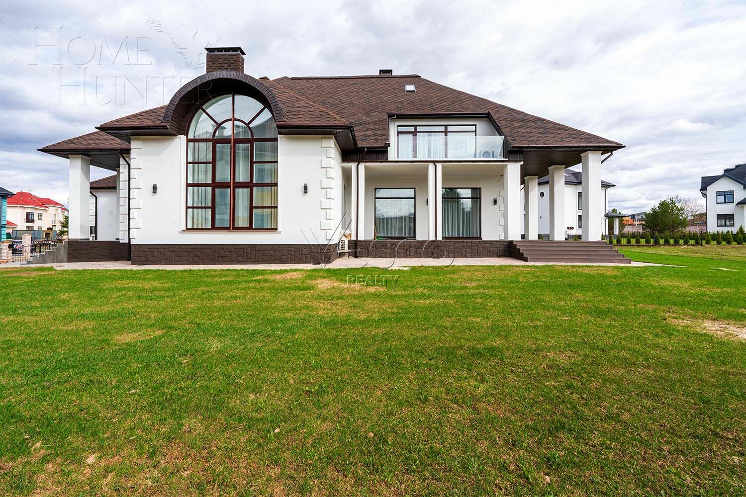2-этажный коттедж 440 м² с отделкой