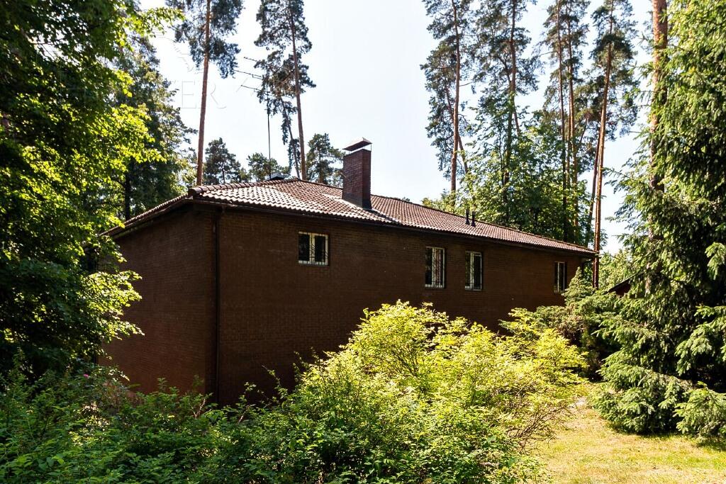 2-этажный коттедж 523 м² с отделкой