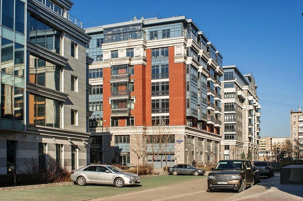 3-КОМН. КВАРТИРА С ОТДЕЛКОЙ 132 М² НА 8 ЭТАЖЕ