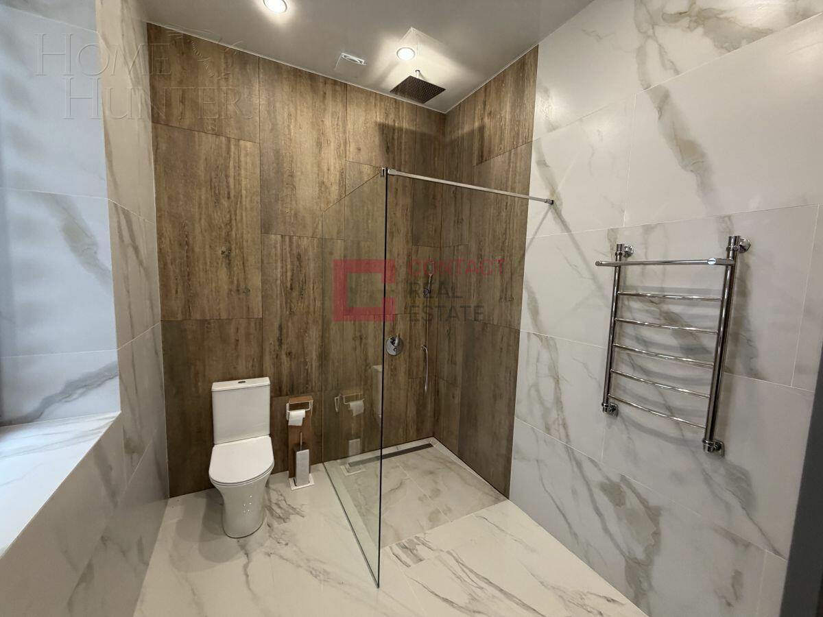 2-этажный коттедж 240 м² с отделкой