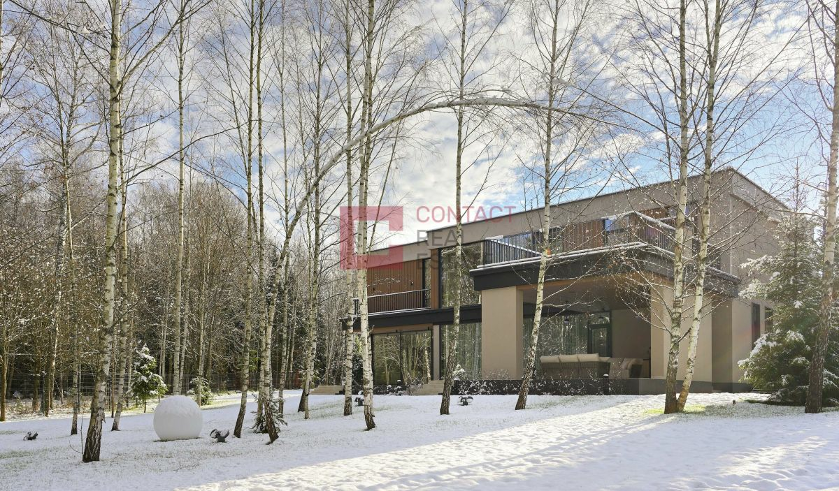 2-этажный коттедж 627.5 м² с отделкой