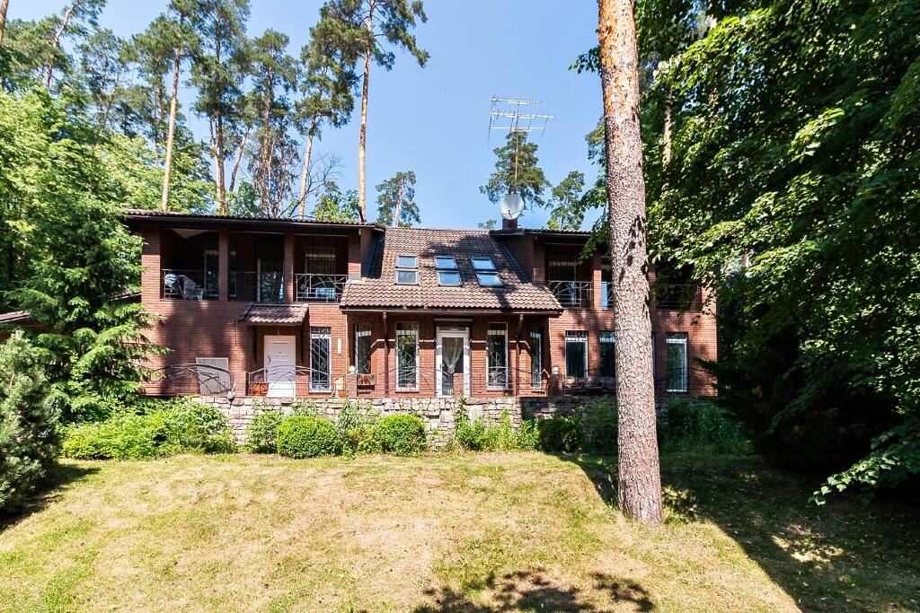 2-этажный коттедж 523 м² с отделкой