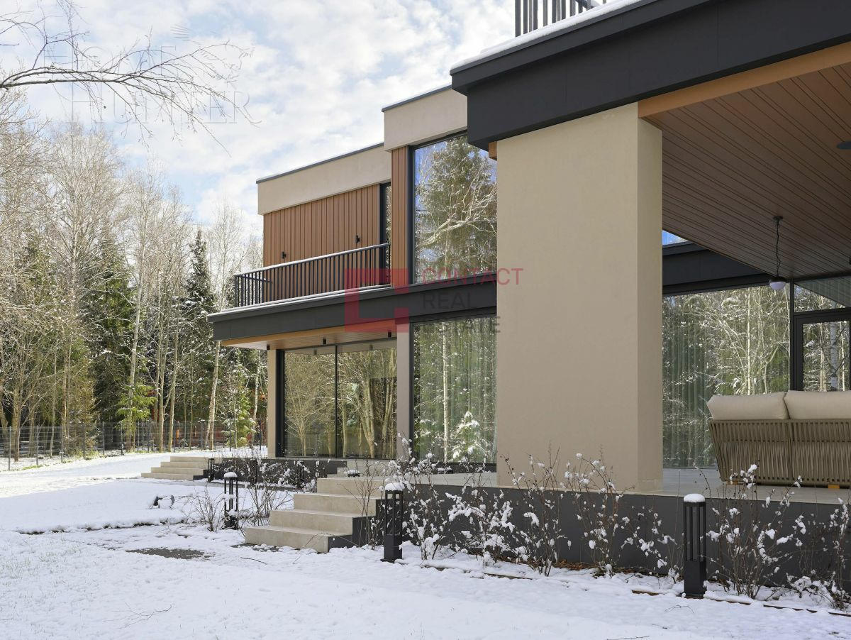 2-этажный коттедж 627.5 м² с отделкой