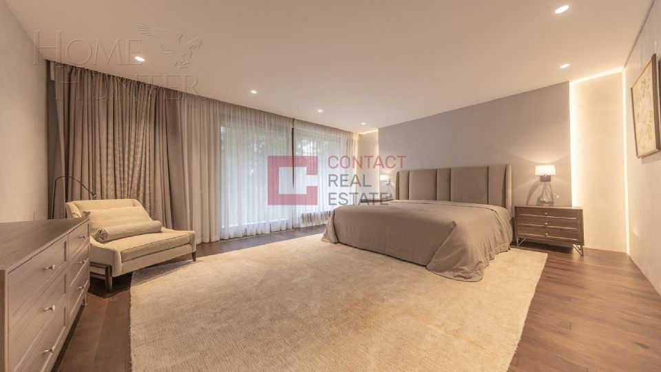 2-этажный таунхаус 300 м² с отделкой