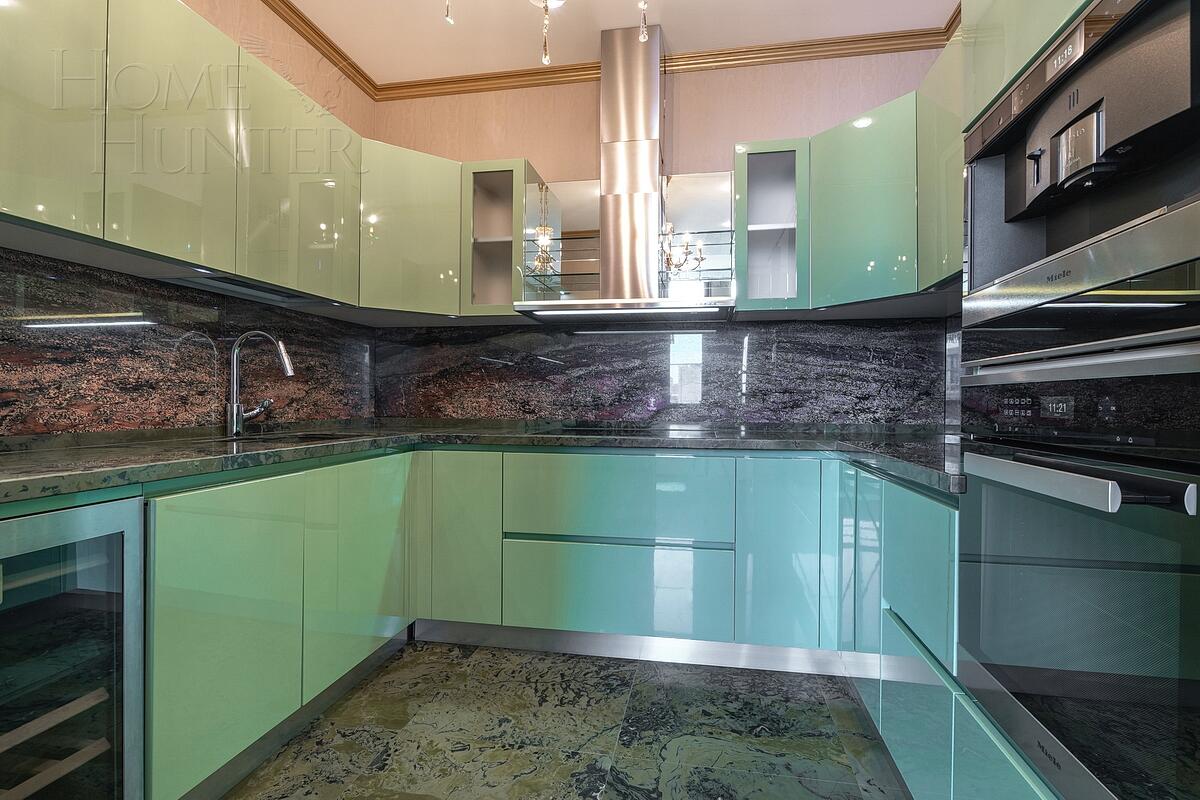 3-КОМН. КВАРТИРА С ОТДЕЛКОЙ 132 М² НА 8 ЭТАЖЕ