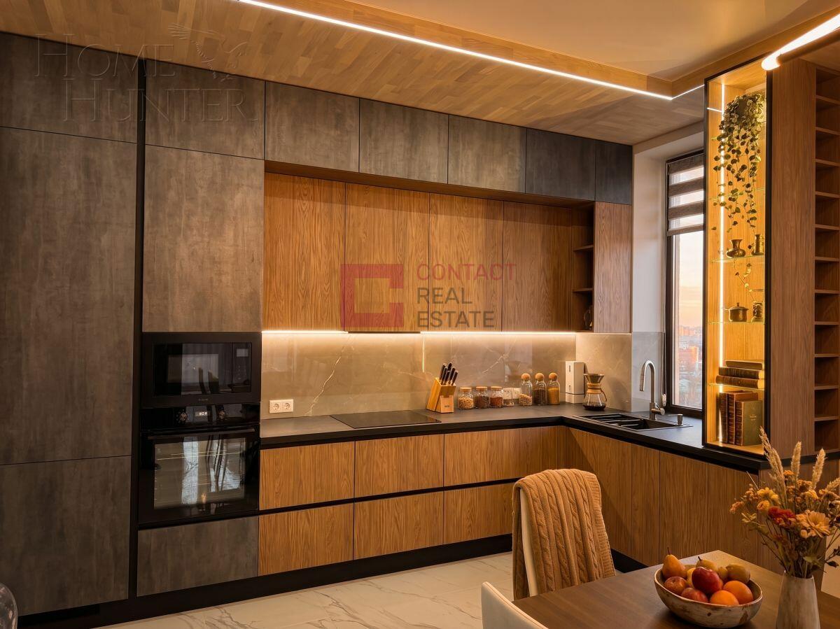 2-этажный коттедж 240 м² с отделкой