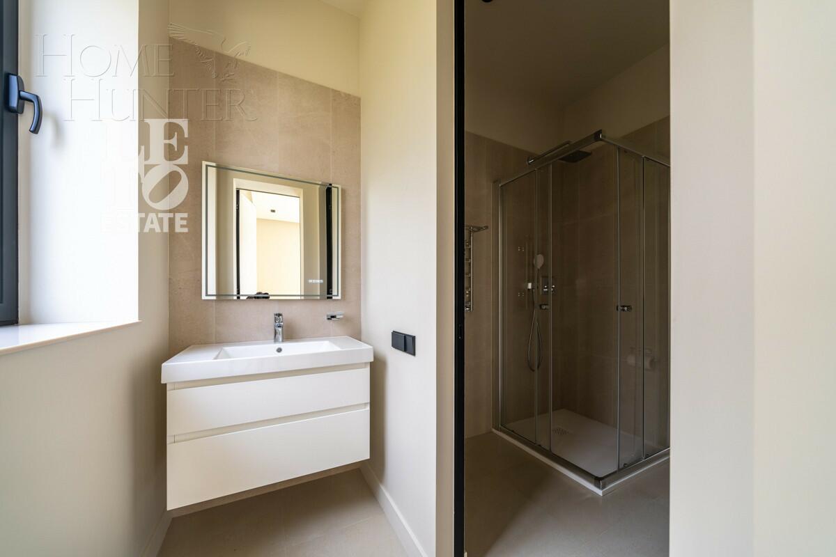 2-этажный коттедж 339 м² с отделкой