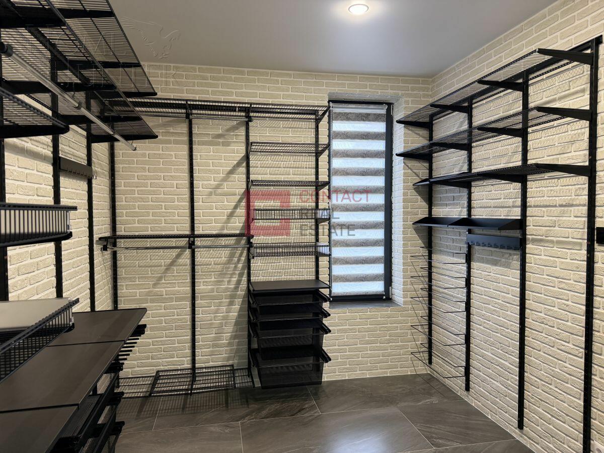 2-этажный коттедж 240 м² с отделкой