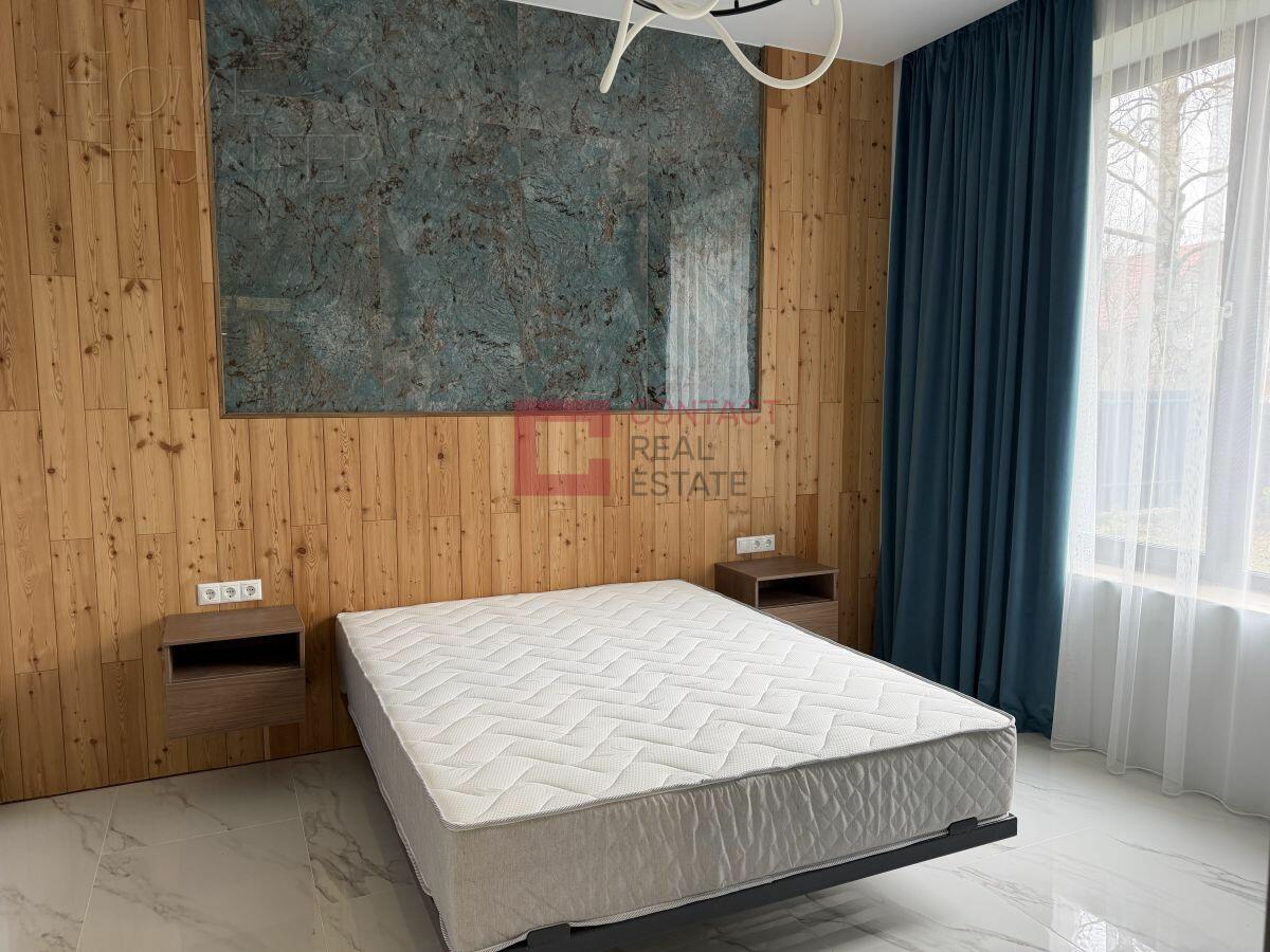 2-этажный коттедж 240 м² с отделкой