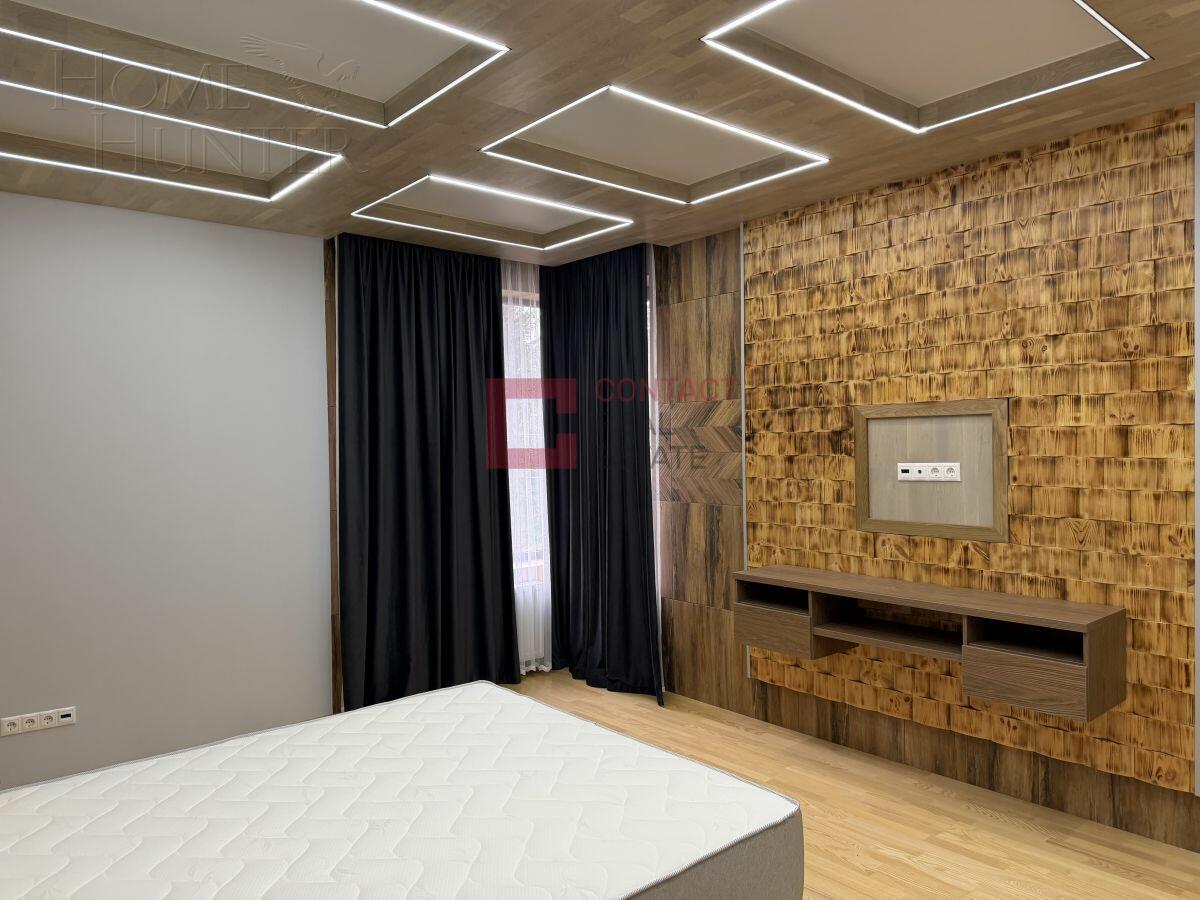 2-этажный коттедж 240 м² с отделкой