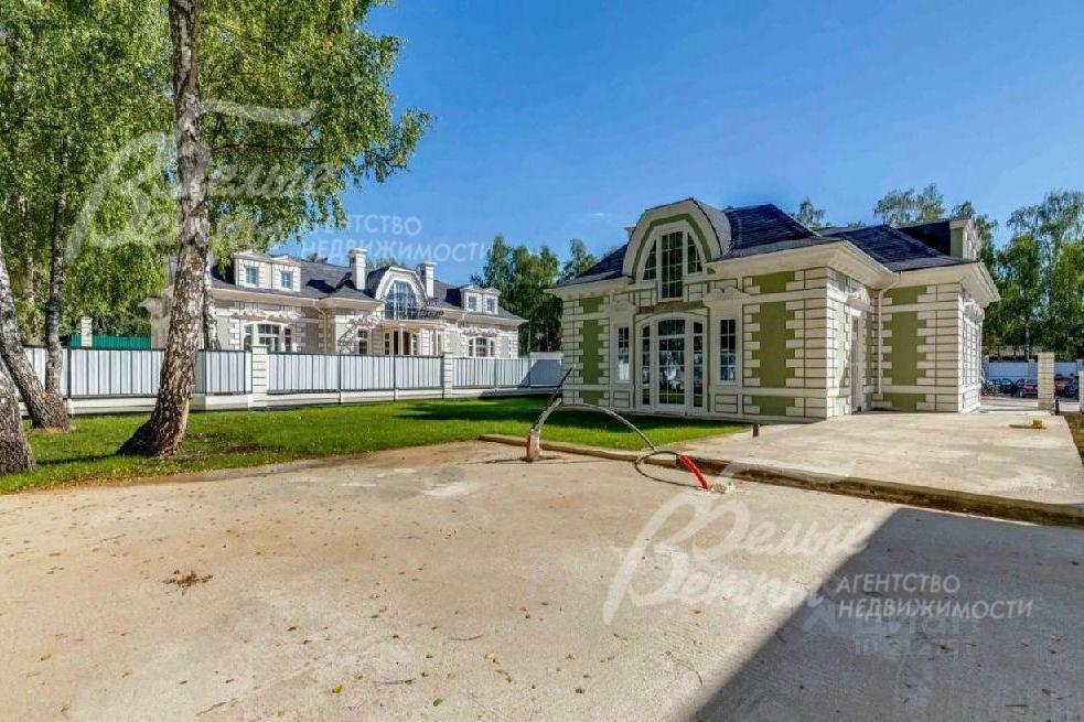 2-этажный коттедж 240 м² без отделки