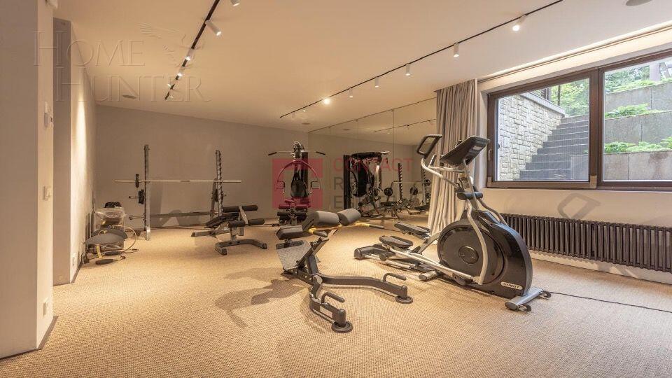 2-этажный таунхаус 300 м² с отделкой