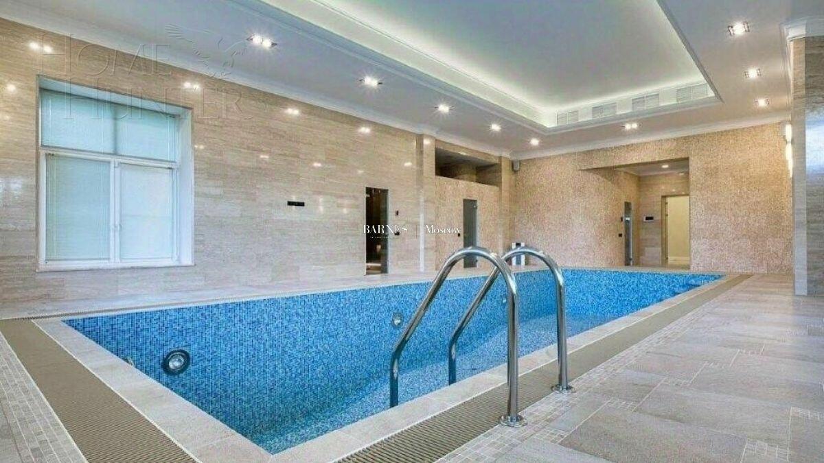 2-этажный коттедж 900 м² с отделкой