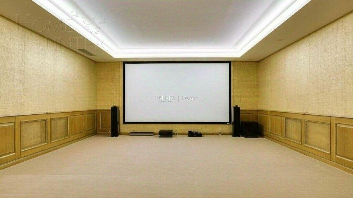 2-этажный коттедж 900 м² с отделкой