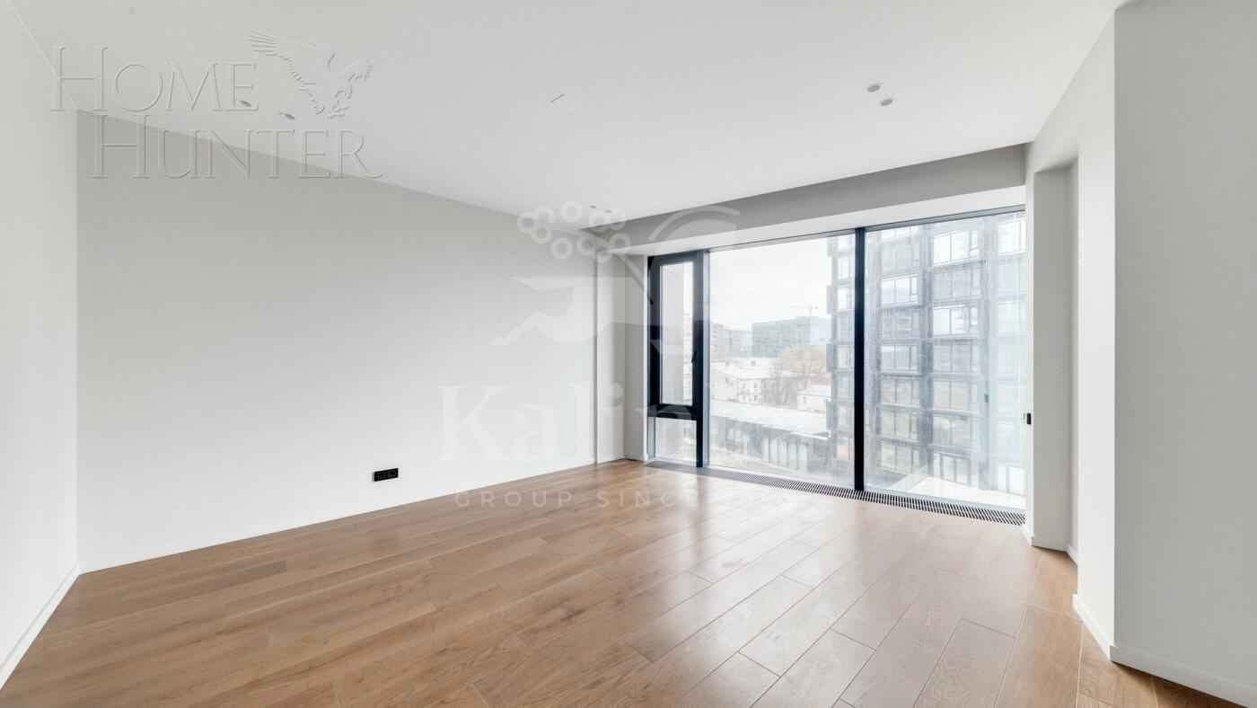 4-КОМН. КВАРТИРА С ОТДЕЛКОЙ 122.4 М² НА 4 ЭТАЖЕ