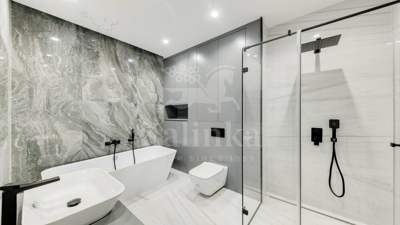 4-КОМН. КВАРТИРА С ОТДЕЛКОЙ 122.4 М² НА 4 ЭТАЖЕ