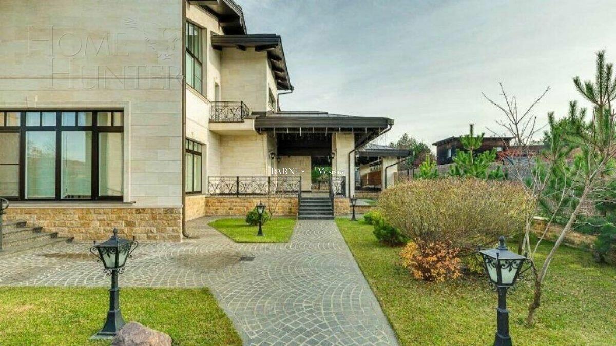 2-этажный коттедж 900 м² с отделкой