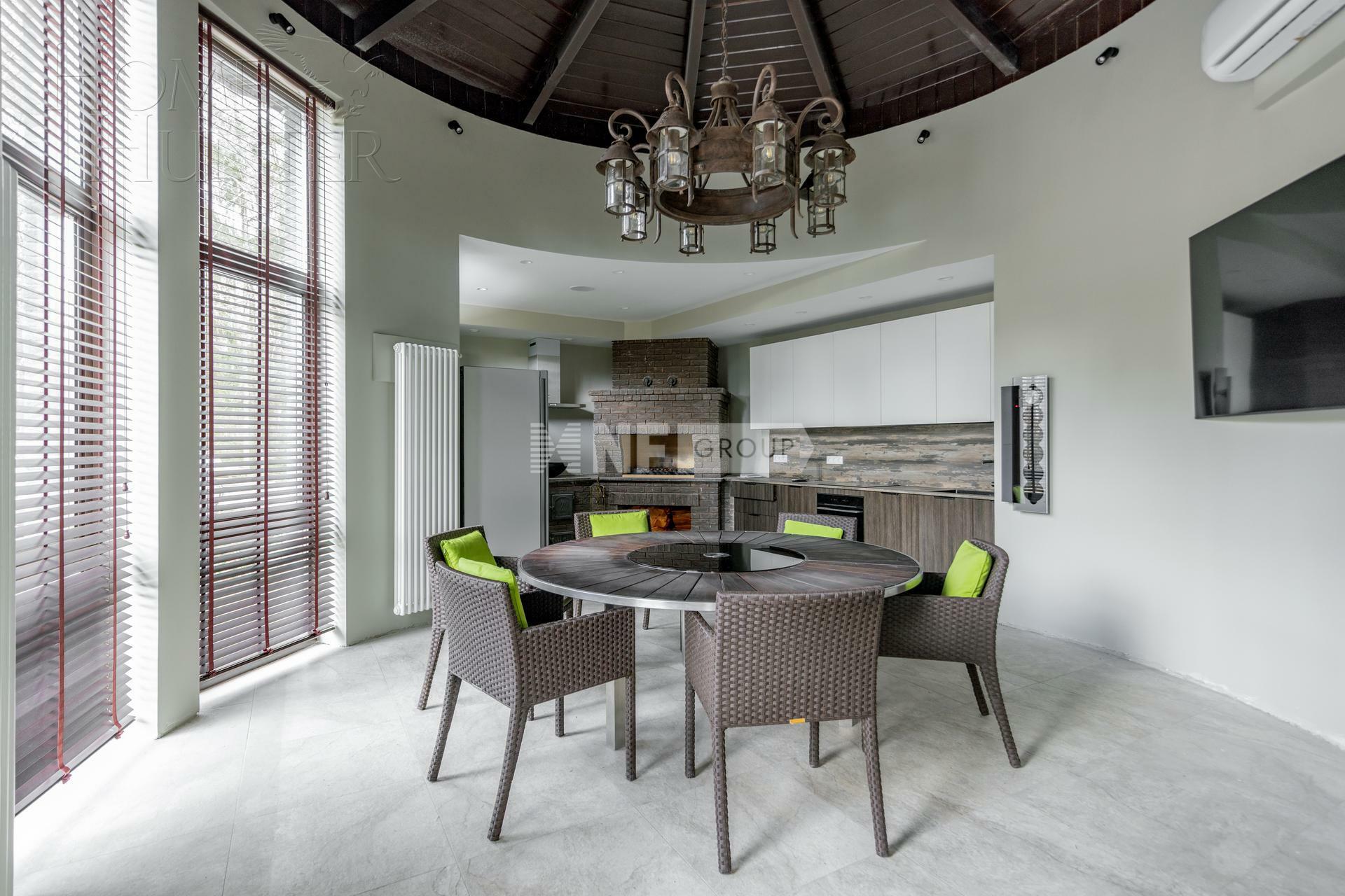 2-этажный коттедж 1 081.6 м² с отделкой