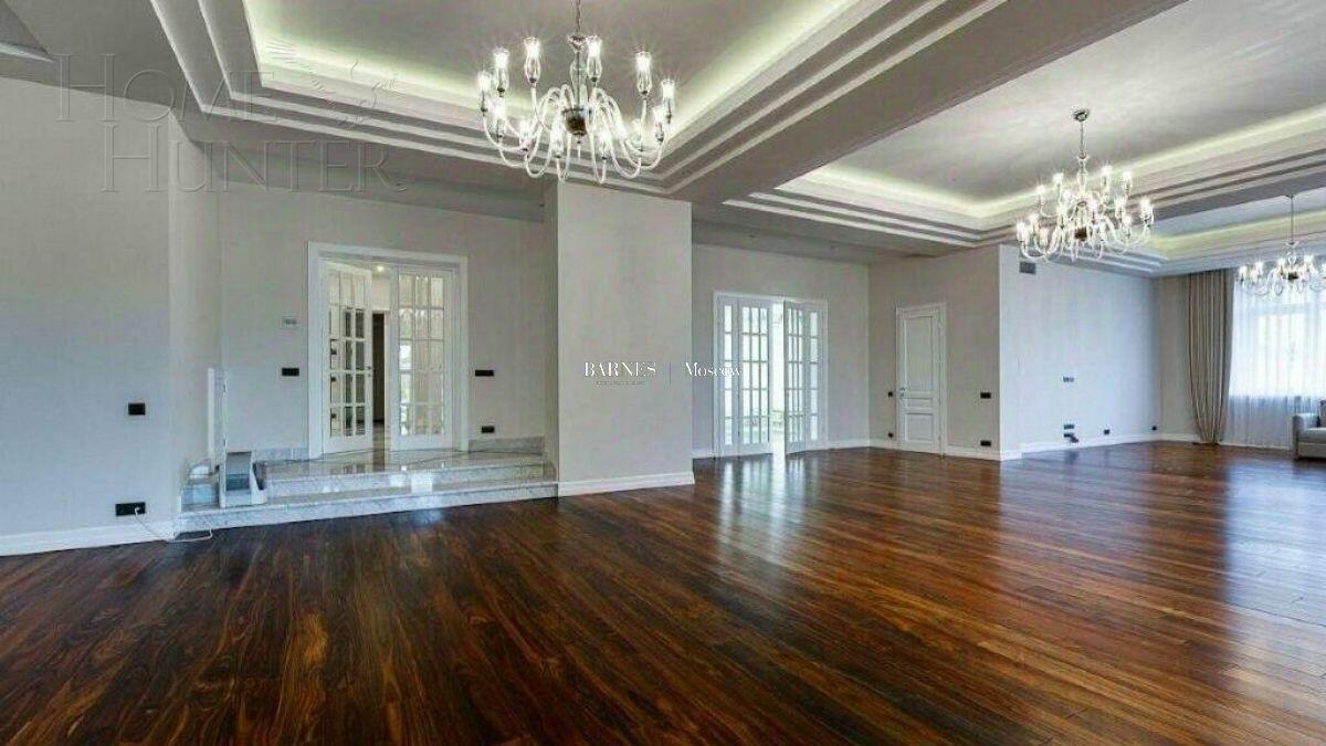 2-этажный коттедж 900 м² с отделкой