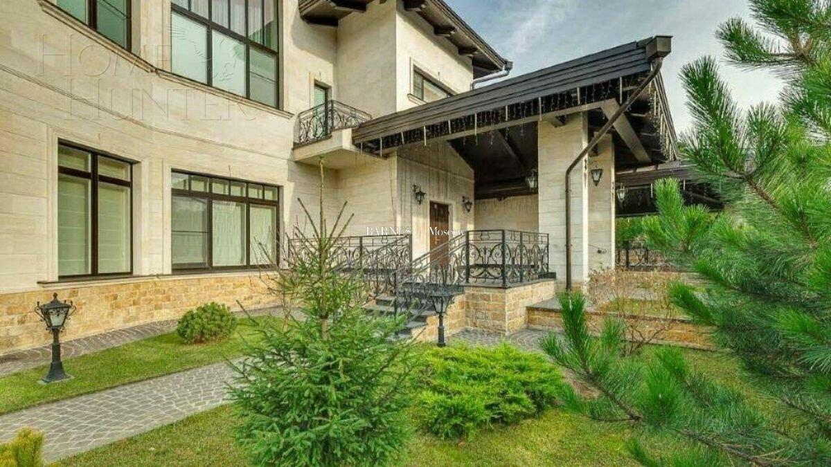 2-этажный коттедж 900 м² с отделкой