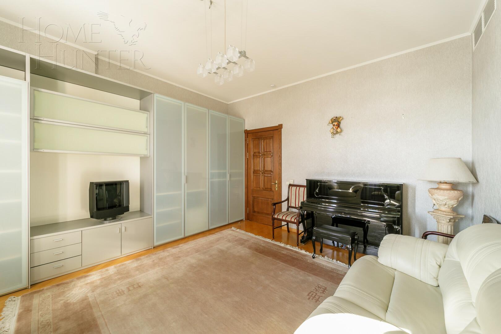 6-КОМН. КВАРТИРА С ОТДЕЛКОЙ 464 М² НА 15 ЭТАЖЕ