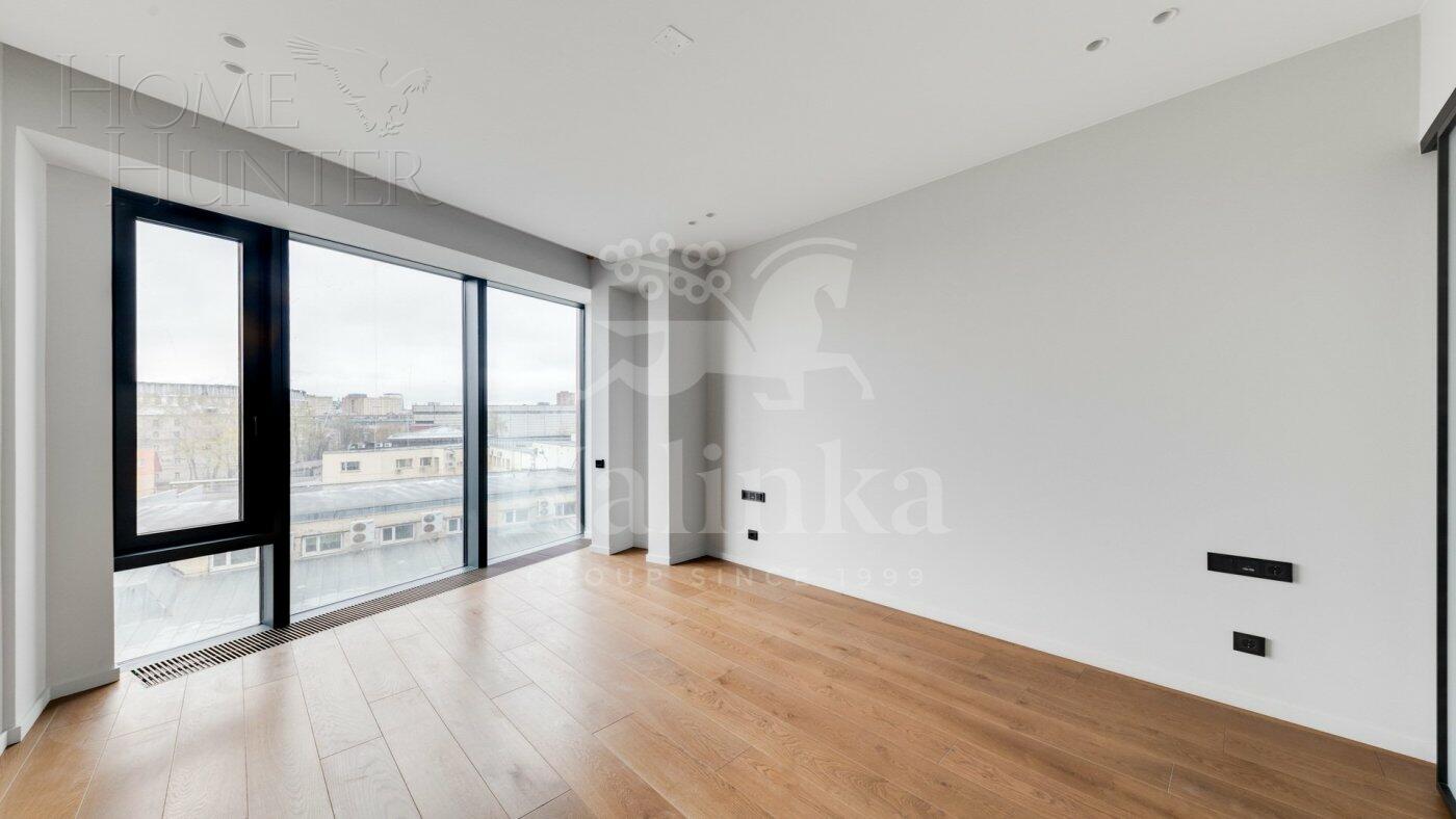 4-КОМН. КВАРТИРА С ОТДЕЛКОЙ 122.4 М² НА 4 ЭТАЖЕ