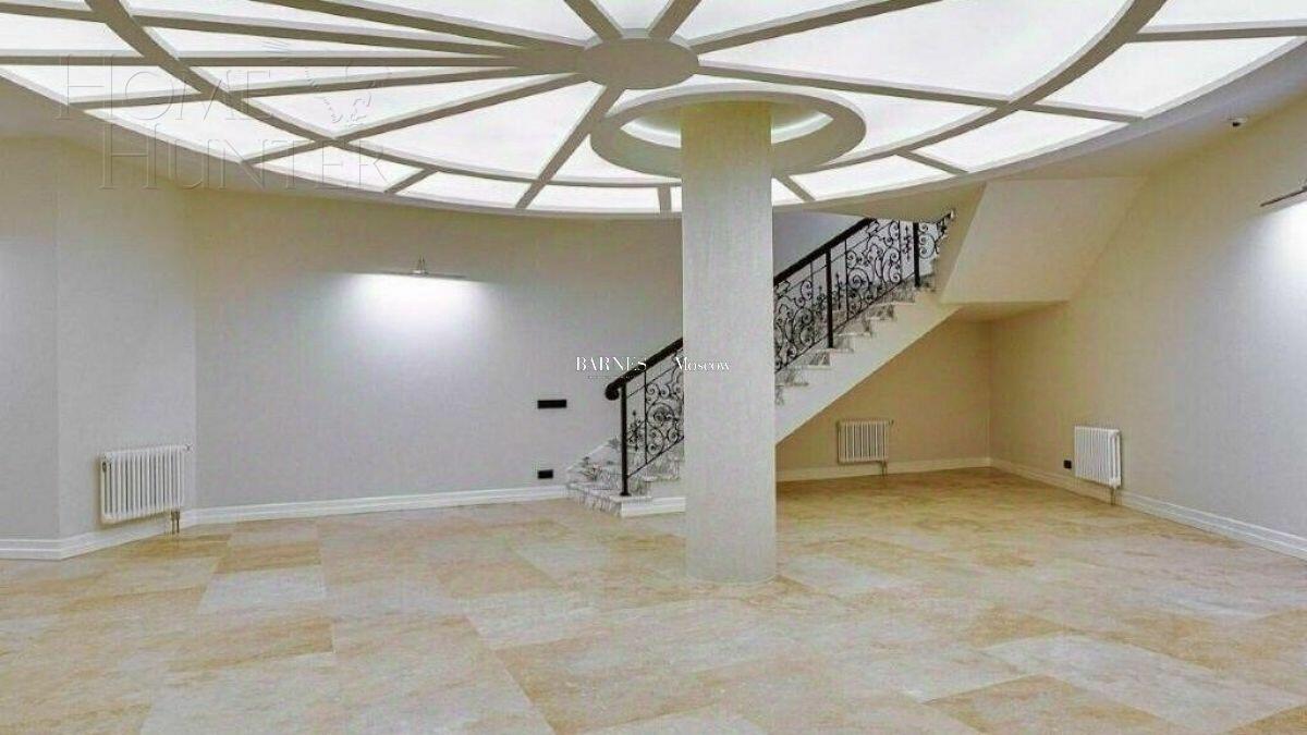 2-этажный коттедж 900 м² с отделкой