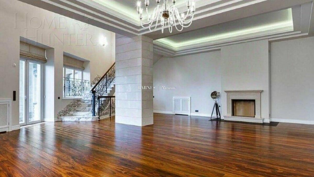 2-этажный коттедж 900 м² с отделкой
