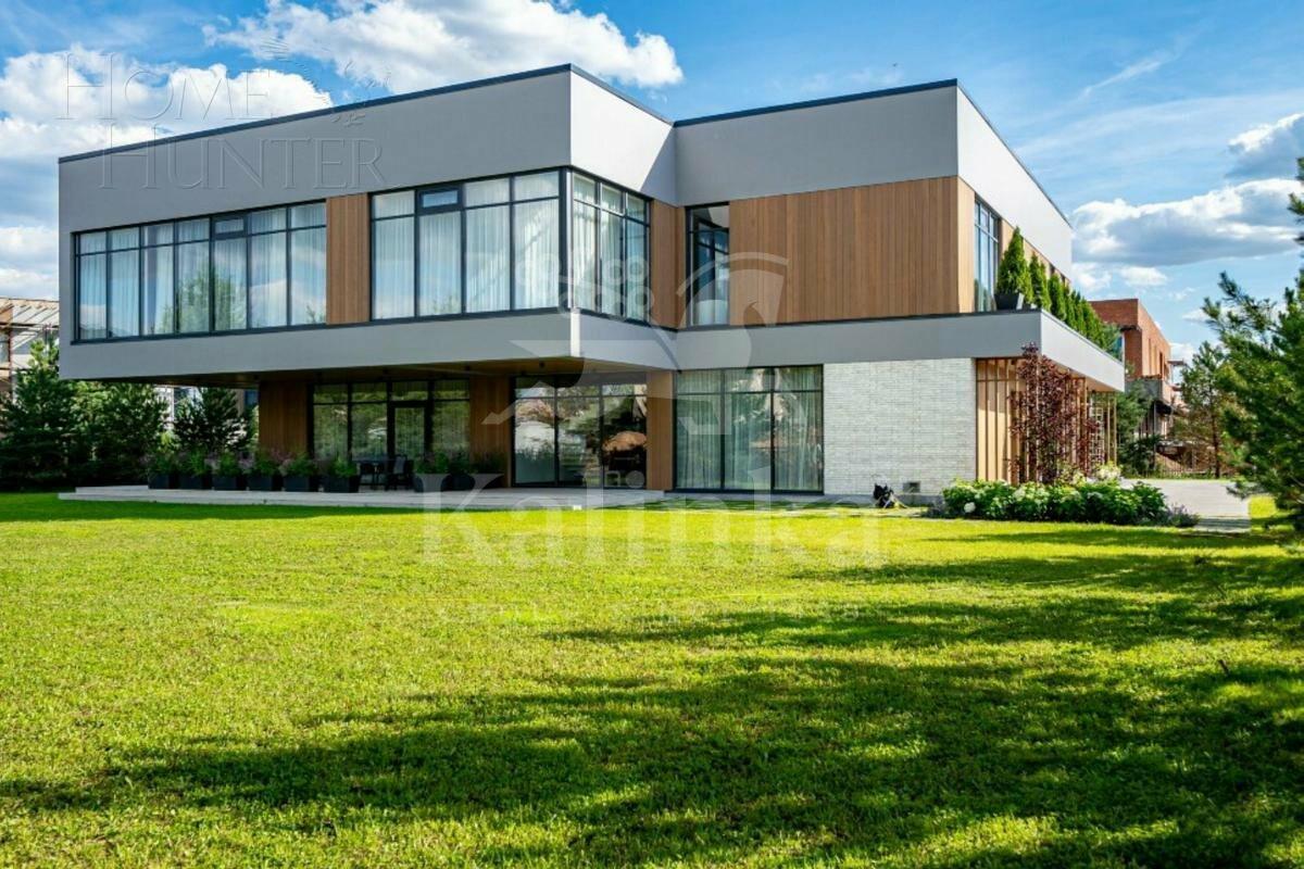 2-этажный коттедж 730 м² с отделкой