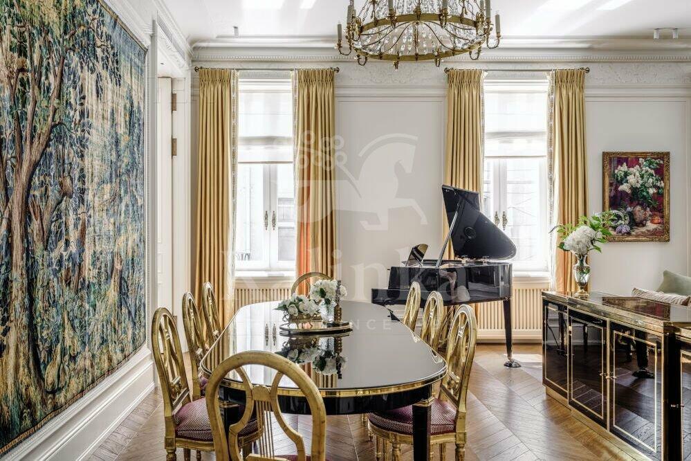 5-КОМН. КВАРТИРА С ОТДЕЛКОЙ 231.3 М² НА 5 ЭТАЖЕ