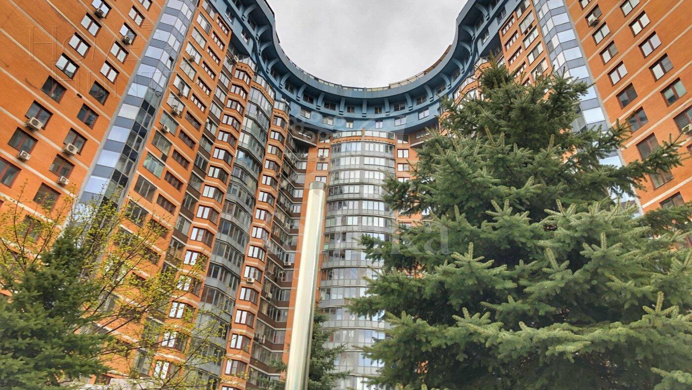 5-КОМН. КВАРТИРА С ОТДЕЛКОЙ 196 М² НА 17 ЭТАЖЕ