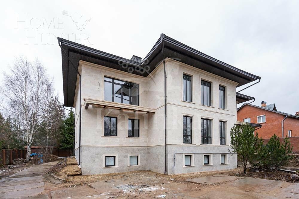 2-этажный коттедж 1 110 м² без отделки