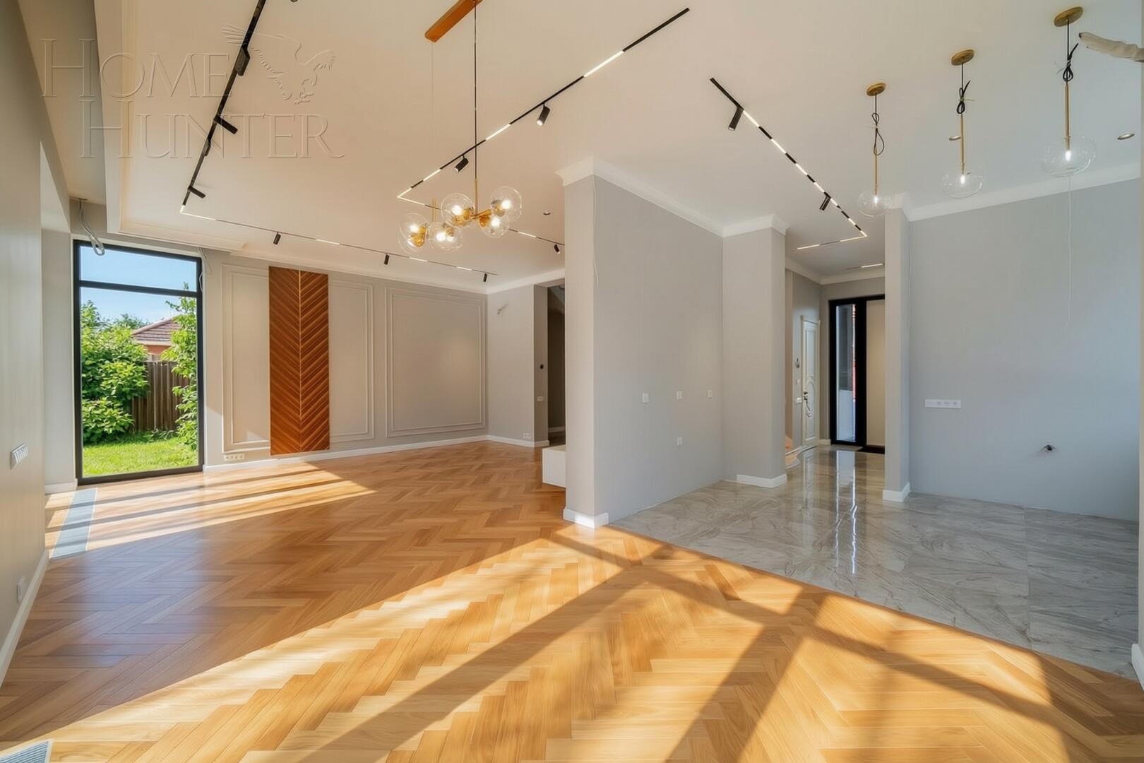 2-этажный коттедж 240 м² с отделкой