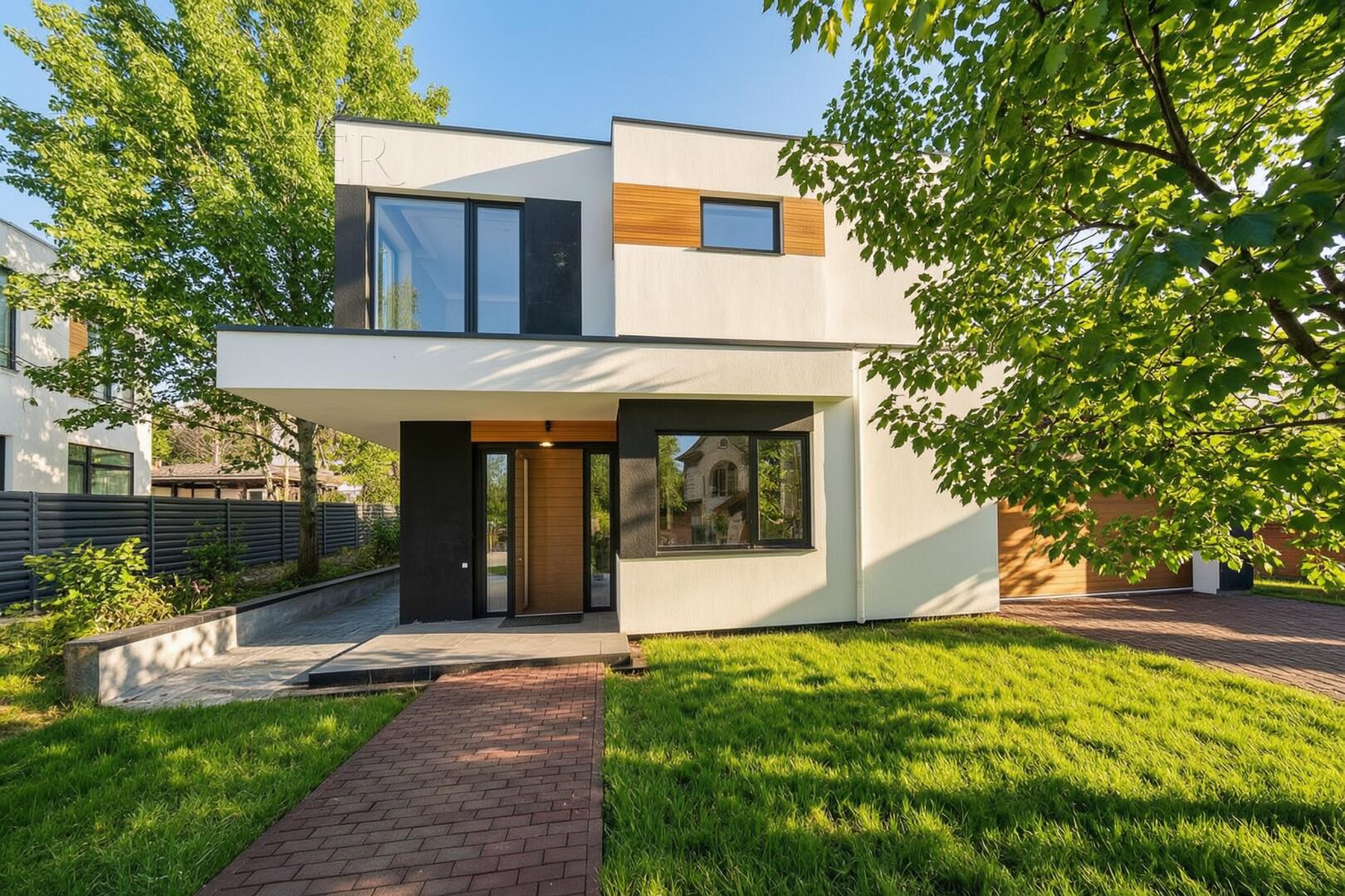 2-этажный коттедж 240 м² с отделкой