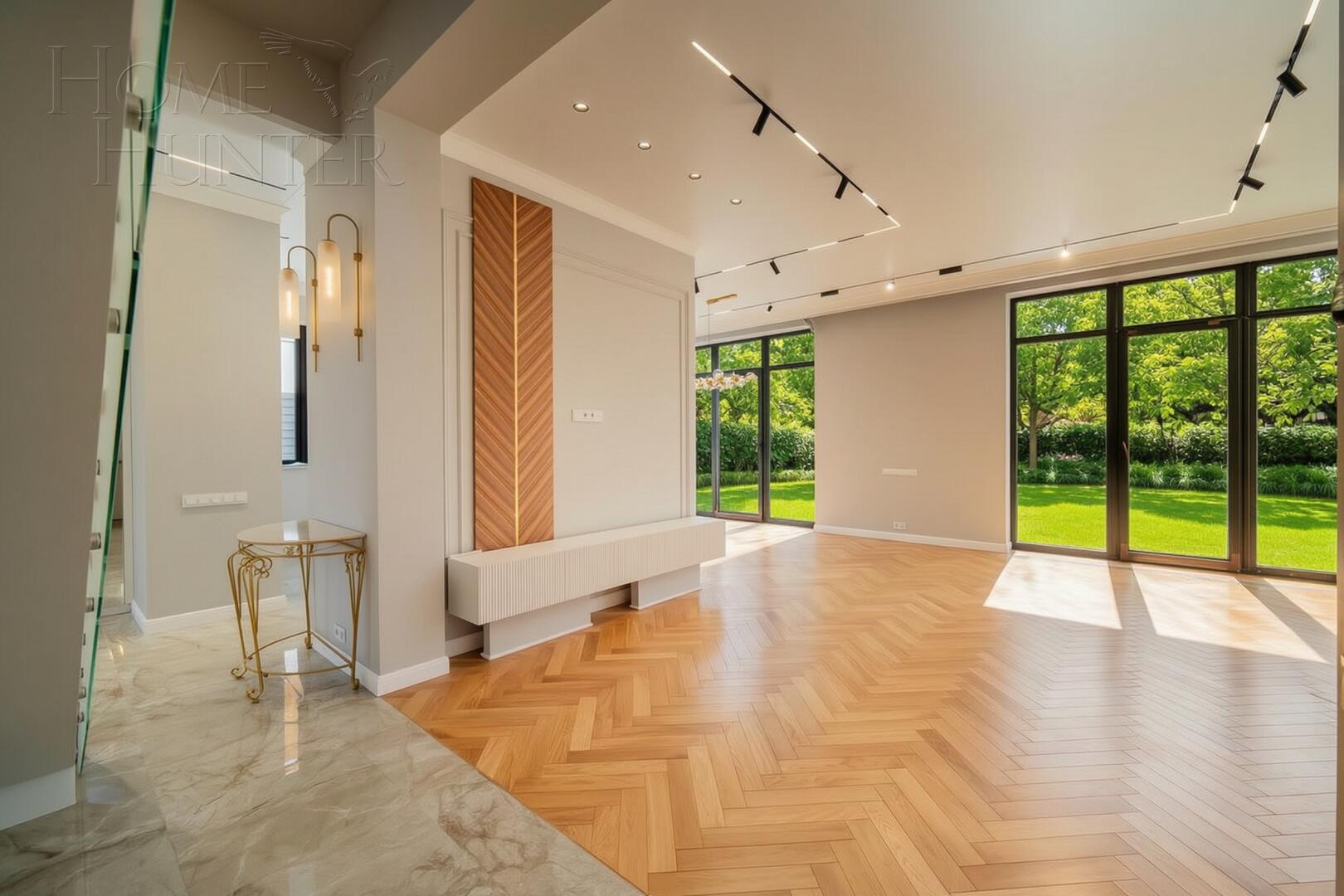 2-этажный коттедж 240 м² с отделкой