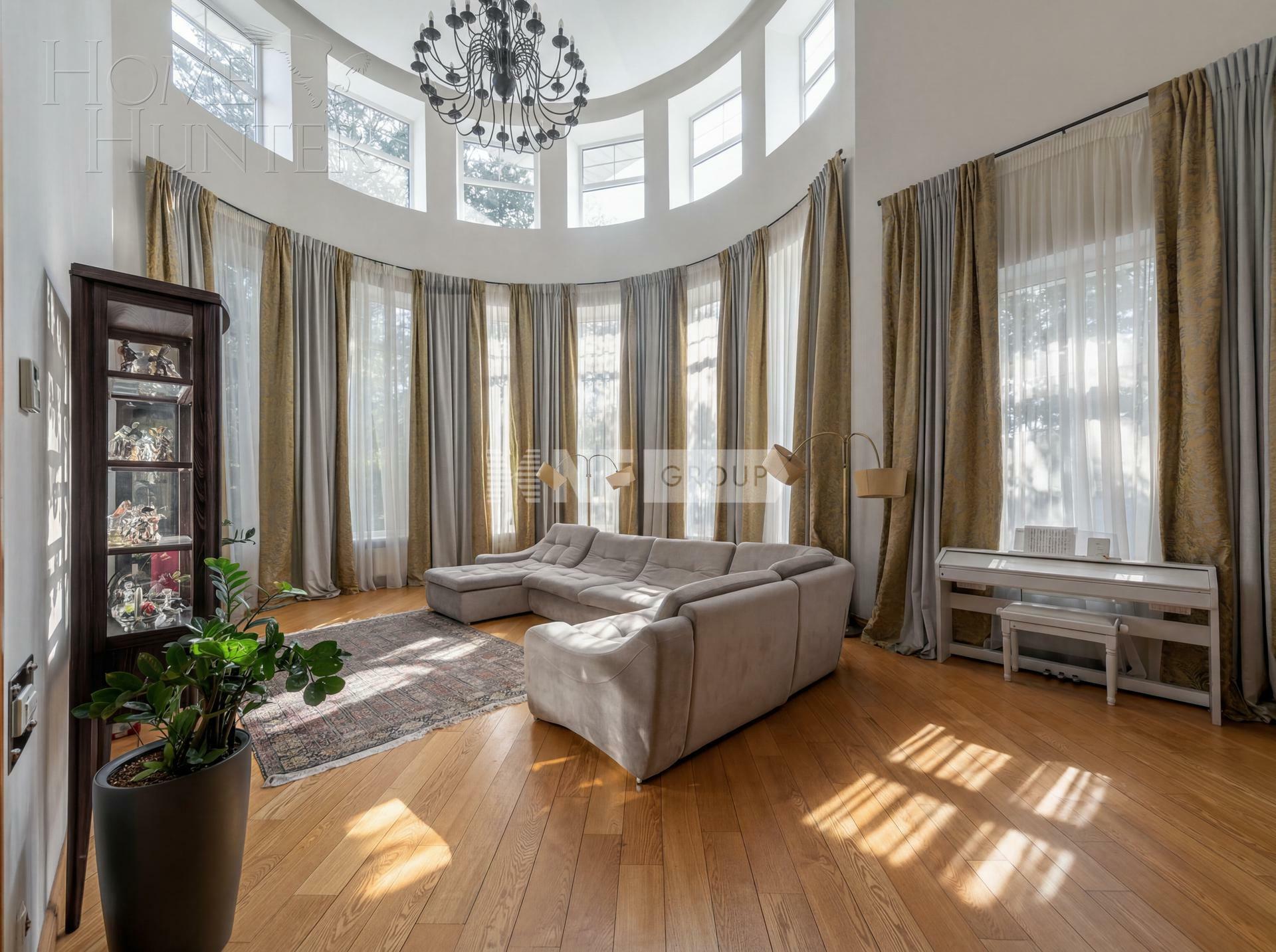 3-этажный таунхаус 533.1 м² с отделкой